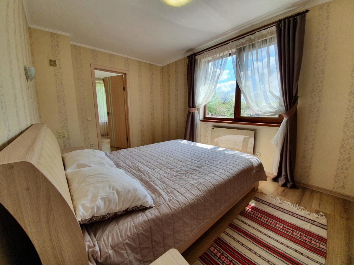 Dacha Koncha Zaspa Kozyn Kültér fotó