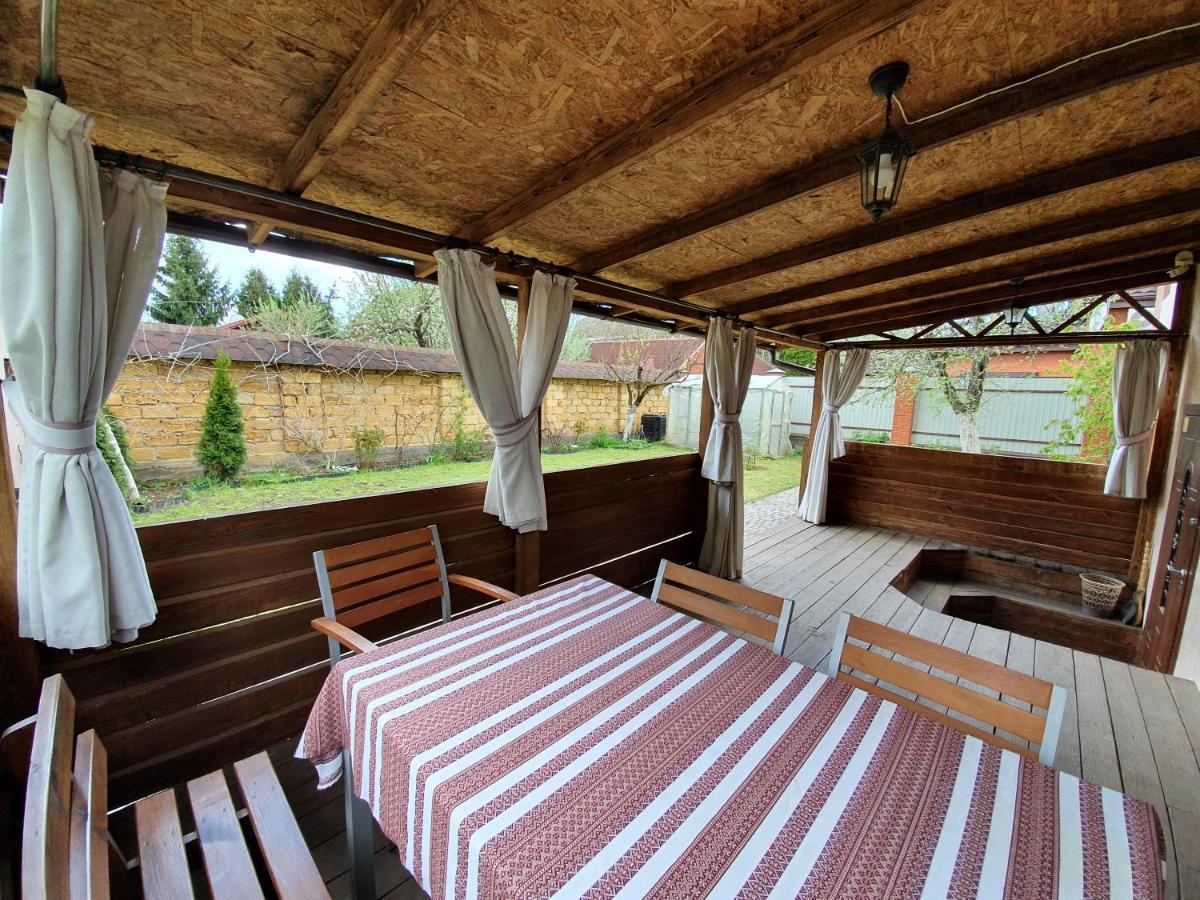 Dacha Koncha Zaspa Kozyn Kültér fotó