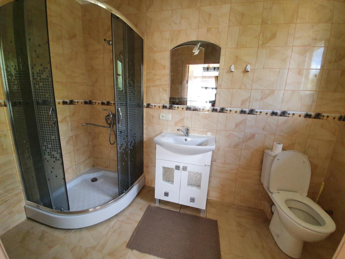 Dacha Koncha Zaspa Kozyn Kültér fotó