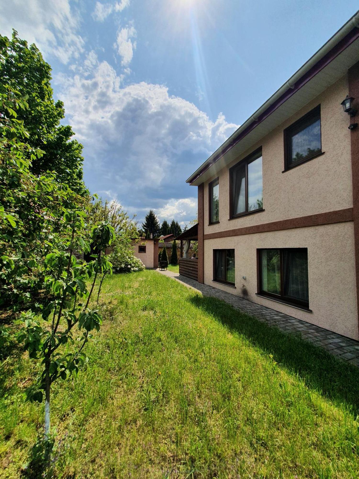 Dacha Koncha Zaspa Kozyn Kültér fotó